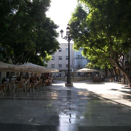 Apartamento 19 Dias Y Muchas Noches Cadiz Ngoại thất bức ảnh